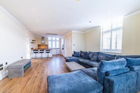 Open Plan Living/Kitchen/Diner