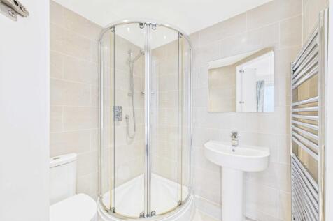 En-Suite Shower R...