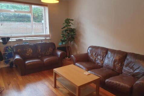 Omdurman Court, Highfield photo 2