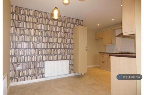 Martindale Crescent, Manchester, M24 photo 4