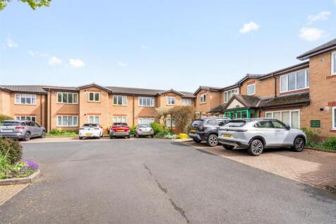Apartment 14 Kingsford Court_13.jpg
