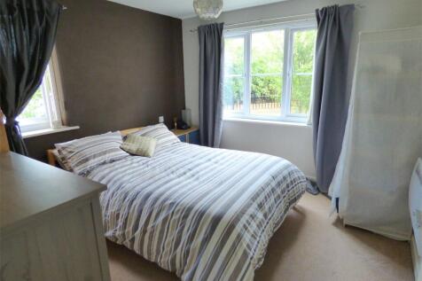 Queen Street, Cleckheaton, West Yorkshire, BD19 photo 5