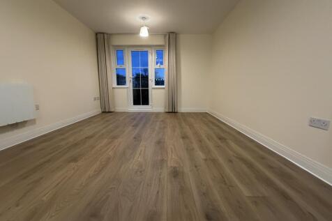 Glassford House, Ashville Way, Wokingham photo 5