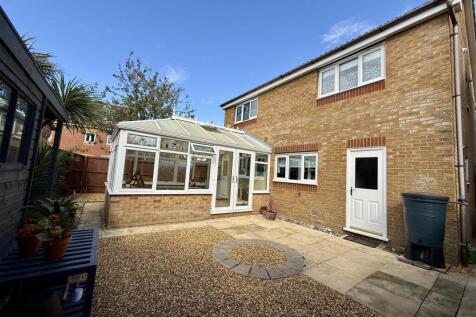Rear Garden: