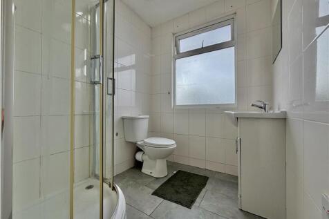 Shower Room/ WC