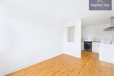 Kitchen/Living Area