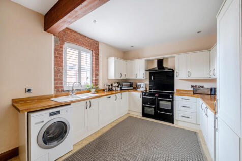 1348133-6-68bffc6...