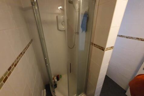 First Floor Shower R
