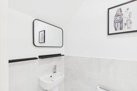 Pavilion Rise - Downstairs Toilet (2)