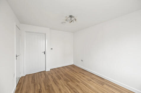 Zinnia Close, Coton Park, Rugby photo 3