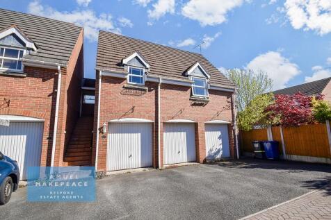 Well Presented One Bedroom Coach House For Sale