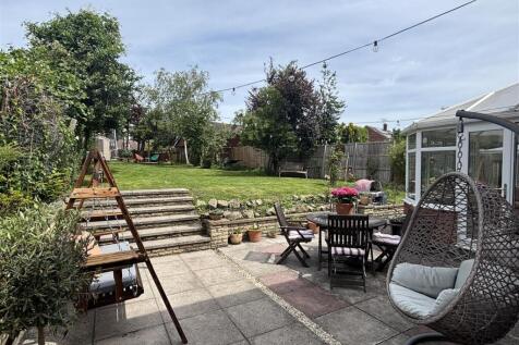 Wonderful rear garden