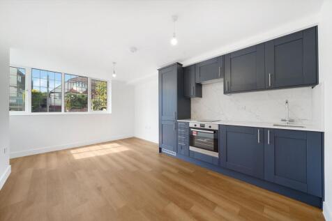 Ridgeway Drive, Bromley, BR1 photo 3