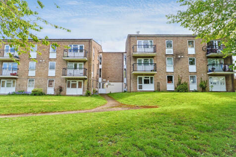 34 Coles Place, Chard, TA20 2BA