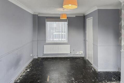 4 Delimands, Basildon, Essex, SS15 5BB