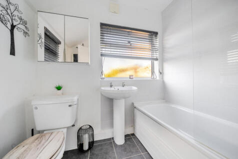 1384338-17-692ec4...