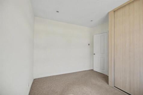 Bedroom 2_2.jpeg