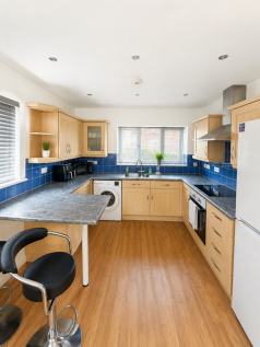 2-bed house on Barnsdale Close, Loughborough, £1,387/mo