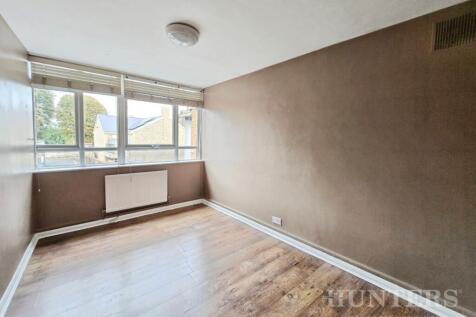 Beacon Grove, Carshalton, SM5 3BA photo 5