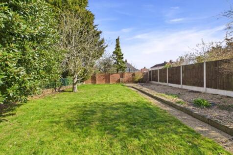 Presented by Clinton at EweMove Bexleyheath and Da