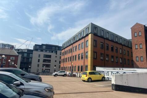 PHOTO-2025-06-16-22-34-06 2.jpg