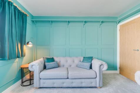 KITCHEN, DINER AND LIVING ROOM