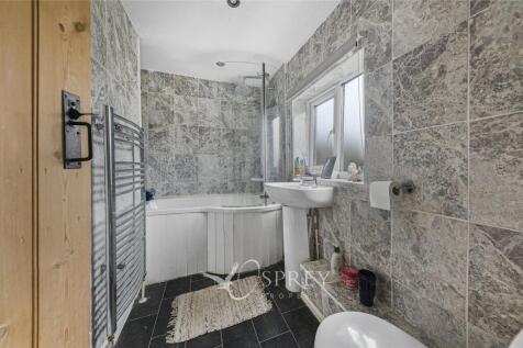 Benefield Road, Oundle, PE8 photo 5