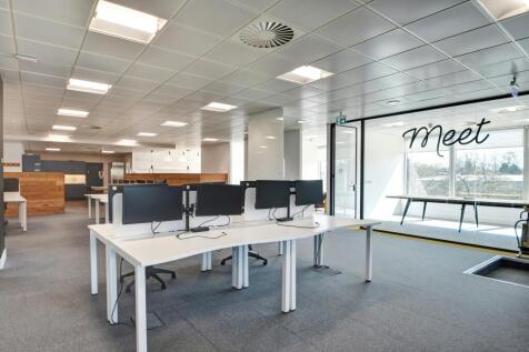 Office to rent Image 6