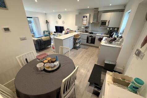 KITCHEN/DINER (A)