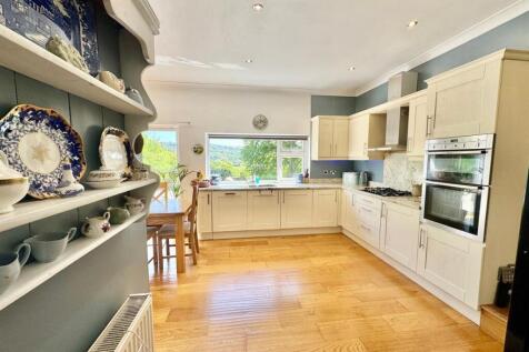 PHOTO-2025-05-11-19-47-19 (19).jpg