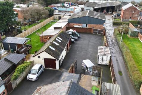 271-273 REAR CARPARK AND GARAGE