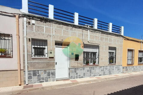 4 bedroom Terrace house for sale-PIN24-1