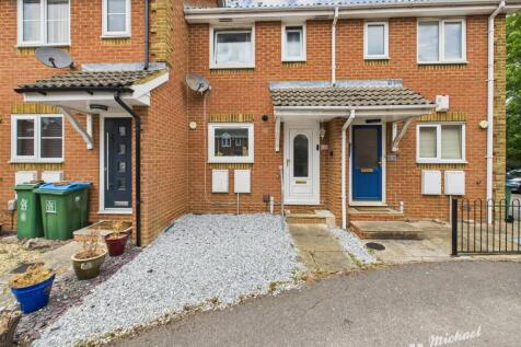 CAM03852G0-PR0353-STILL004