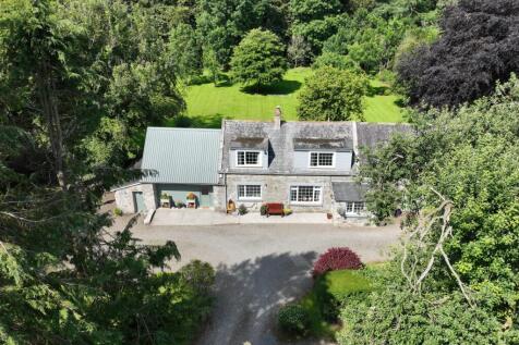 Rosewood Lodge, Valleyfield House, Kirkcudbright -