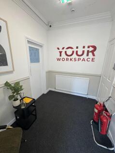 Office to rent Image 4