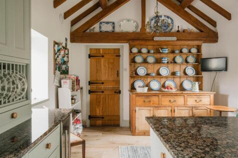 Kitchen-4.jpg