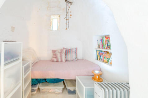 0022245-017_trullo_sessana_for_sale_ostuni_puglia_ital