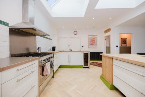 2422L Claylands Farm, Claylands Road, Edinburgh, EH28 8LZ photo 4
