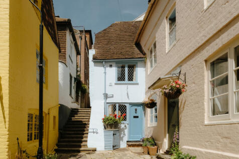 Croft-Hastings-SinnockSquare-Exterior-7
