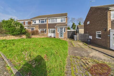 Lowick Court