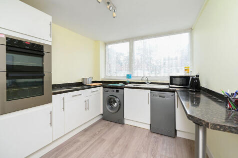 Lascelles Court, Bournemouth photo 3