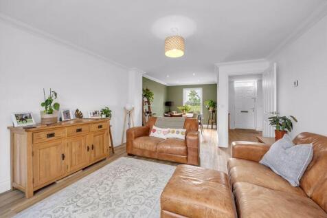 Sitting Dining Room