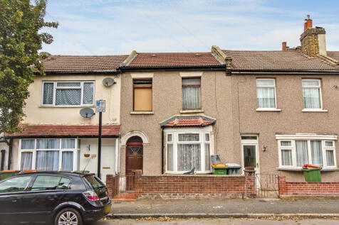 11 Heyworth Road, Stratford, London, E15 1ST