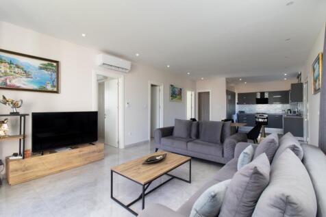 3-bedroom ground floor resale apartment + fully furnished + large garden + communal pools + restaurant + SPA centre + supermarket + pharmacy + walking distance to the beach  Image 9999 2