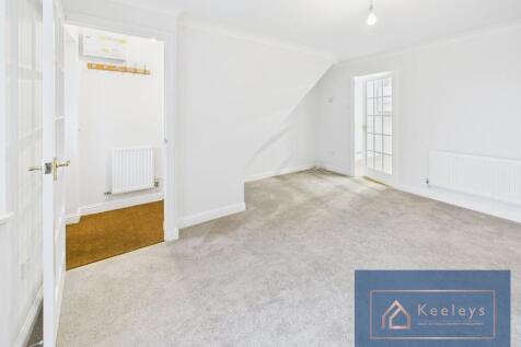 Henley Way ELY photo 5