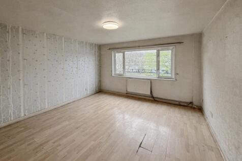 64 Raccoon Way, Hounslow, Middlesex, TW4 7PJ
