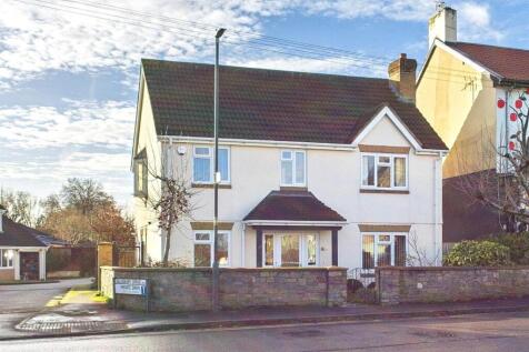 1 - 4 Bed Detached House for Auction, Downend.jpg