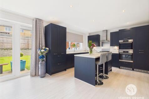 Open Plan Living Dining Kitchen