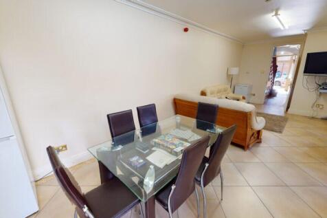 2 Raglan Road, Edgbaston, Birmingham B5 7RA photo 3