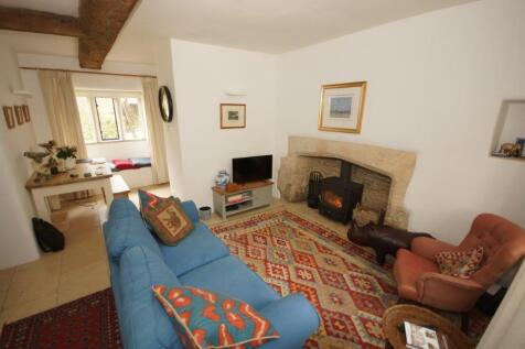 The Cottage - Sitting Room 3.jpg